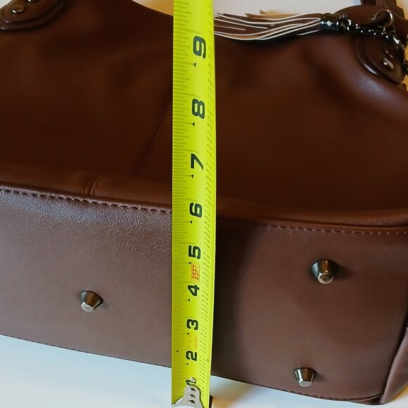 Namaste GUC Brown Shoulder Bag - Picture 4 of 13